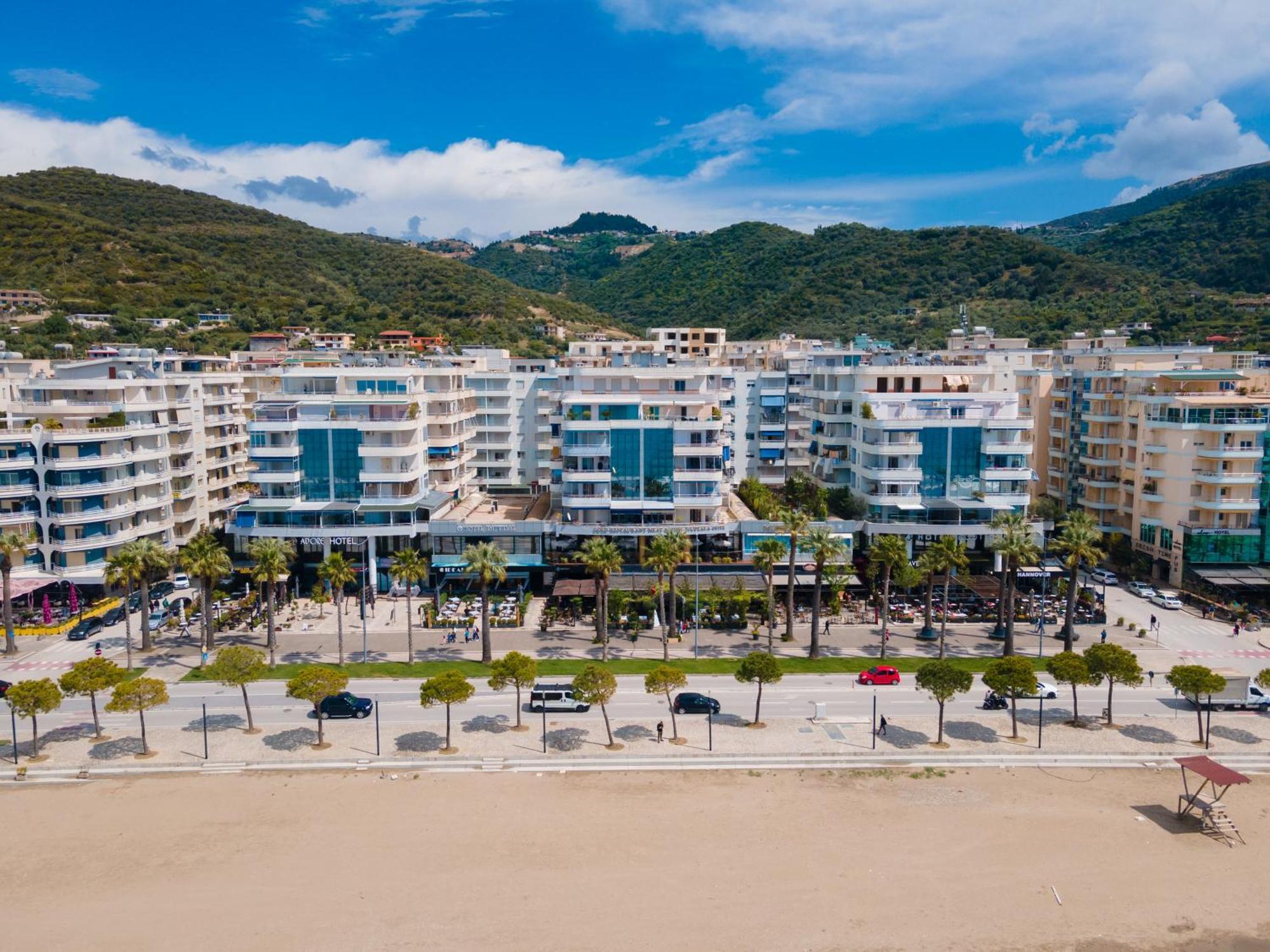 Mustafa Suites Vlorë Exteriör bild