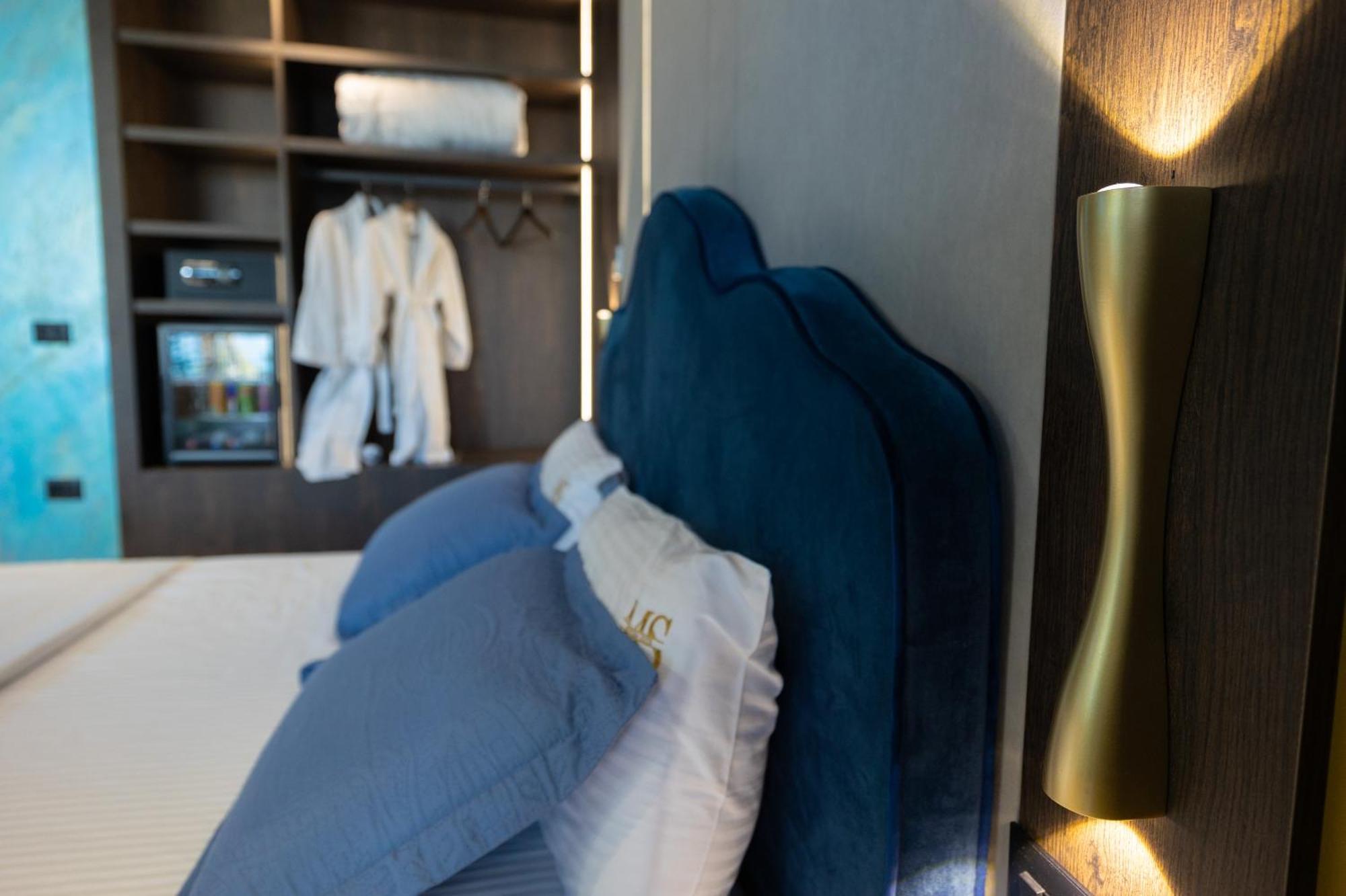 Mustafa Suites Vlorë Exteriör bild