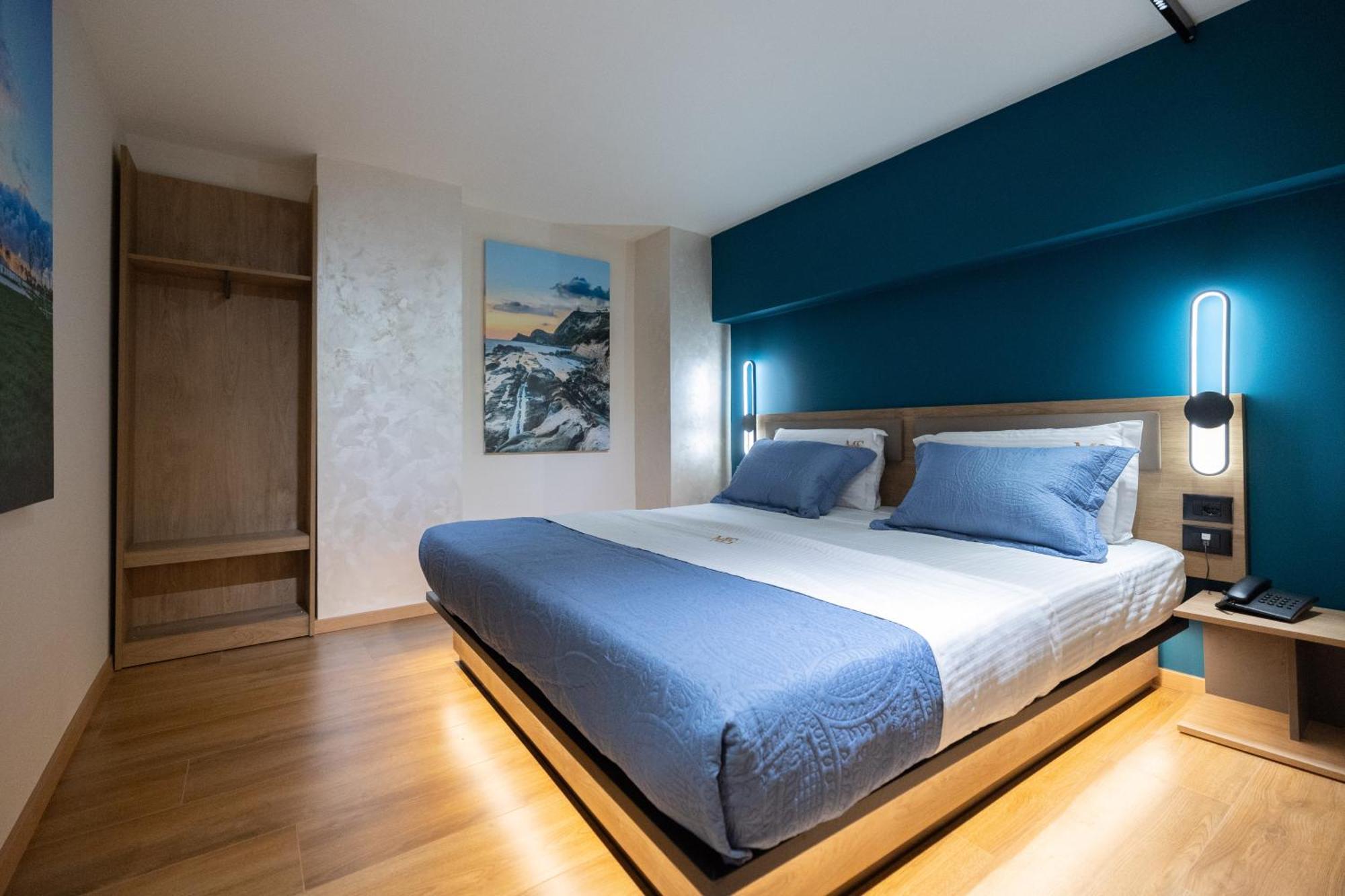 Mustafa Suites Vlorë Exteriör bild