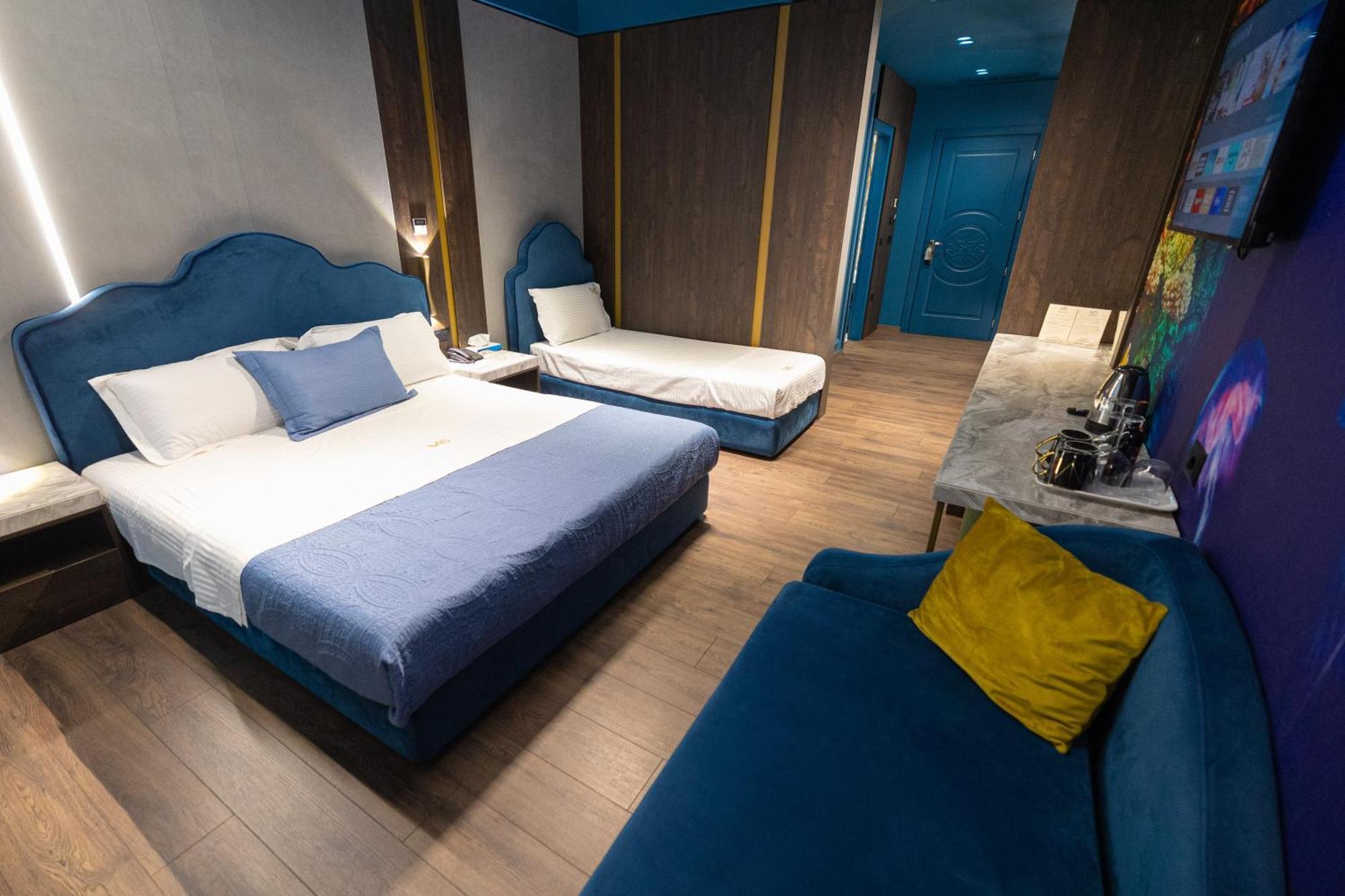 Mustafa Suites Vlorë Rum bild